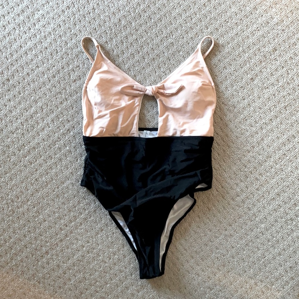 One piece bathing suit